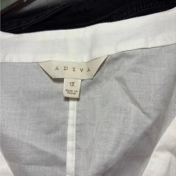 Adiva 1X Ivory & Blue Embroidered Kimono Sleeve Blouse Boho Statement Top - Picture 5 of 5